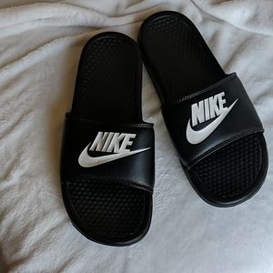 Nike Slides - Slide on Shoes